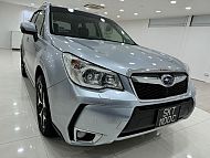 Subaru Forester 2.0XT Turbo 4WD Sunroof 2015 Silver Rear Entertainment